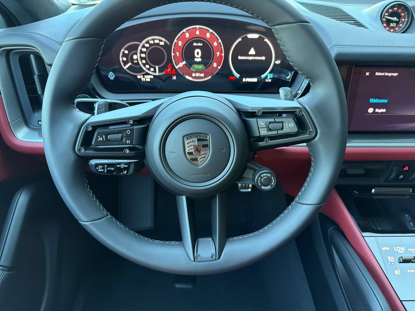 New 2026 Porsche Cayenne Turbo AWD/4WD image 15