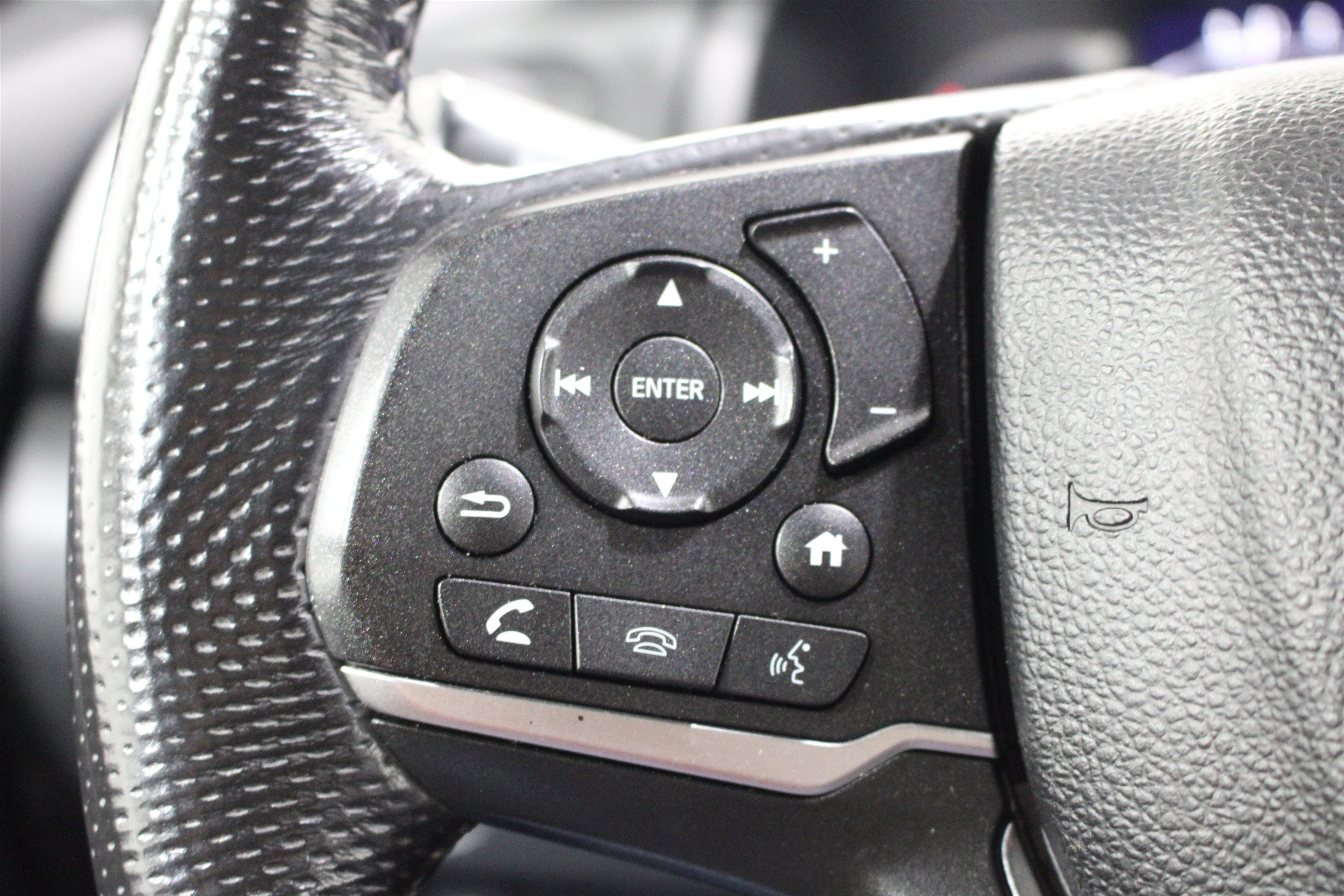 Used 2023 Honda Passport EX-L image 13