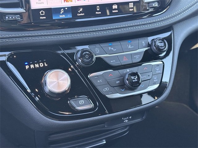 New 2026 Chrysler Pacifica Select image 25