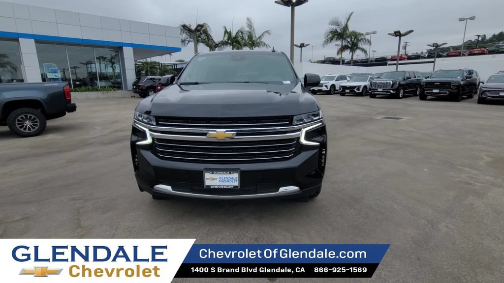 Certified 2024 Chevrolet Suburban LT AWD/4WD image 3