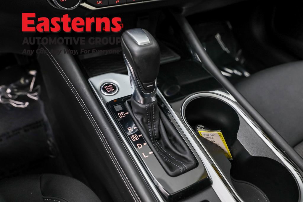 Used 2024 Nissan Altima 2.5 SV w/ SV Premium Package image 13