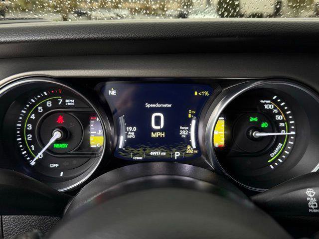 Certified 2023 Jeep Wrangler Unlimited w/ Sun & Screen Package AWD/4WD image 48