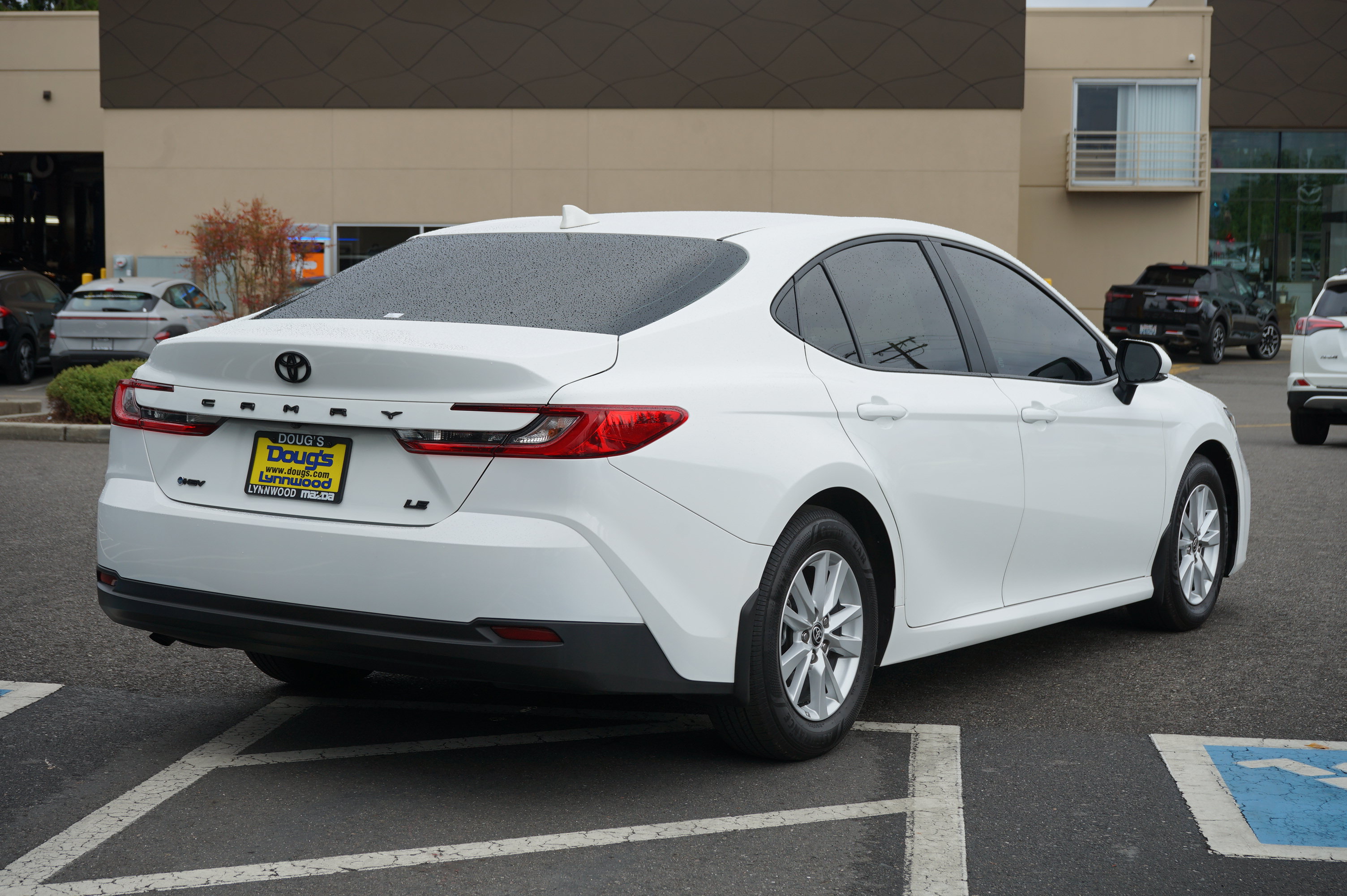 Used 2025 Toyota Camry LE FWD image 3
