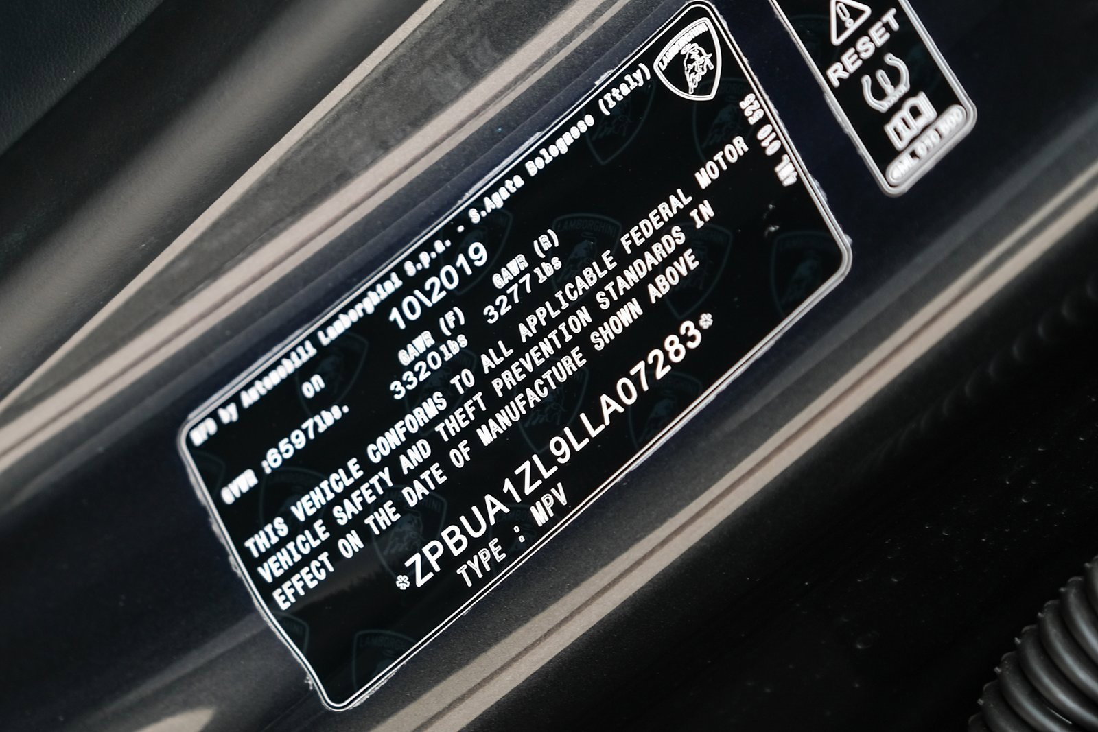 Used 2020 Lamborghini Urus image 66