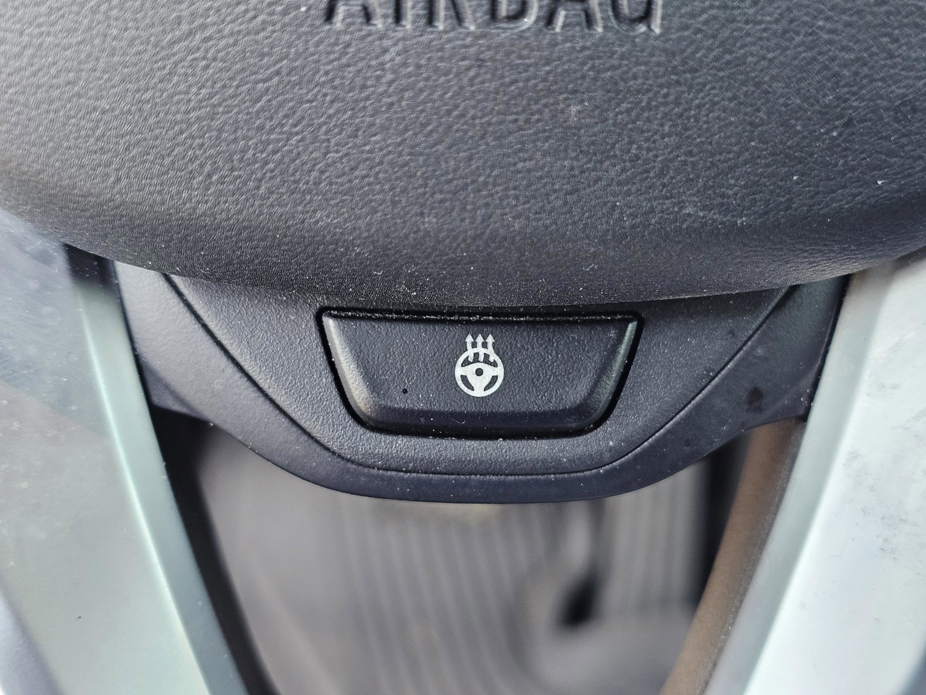 Used 2023 BMW X3 sDrive30i w/ Premium Package image 23