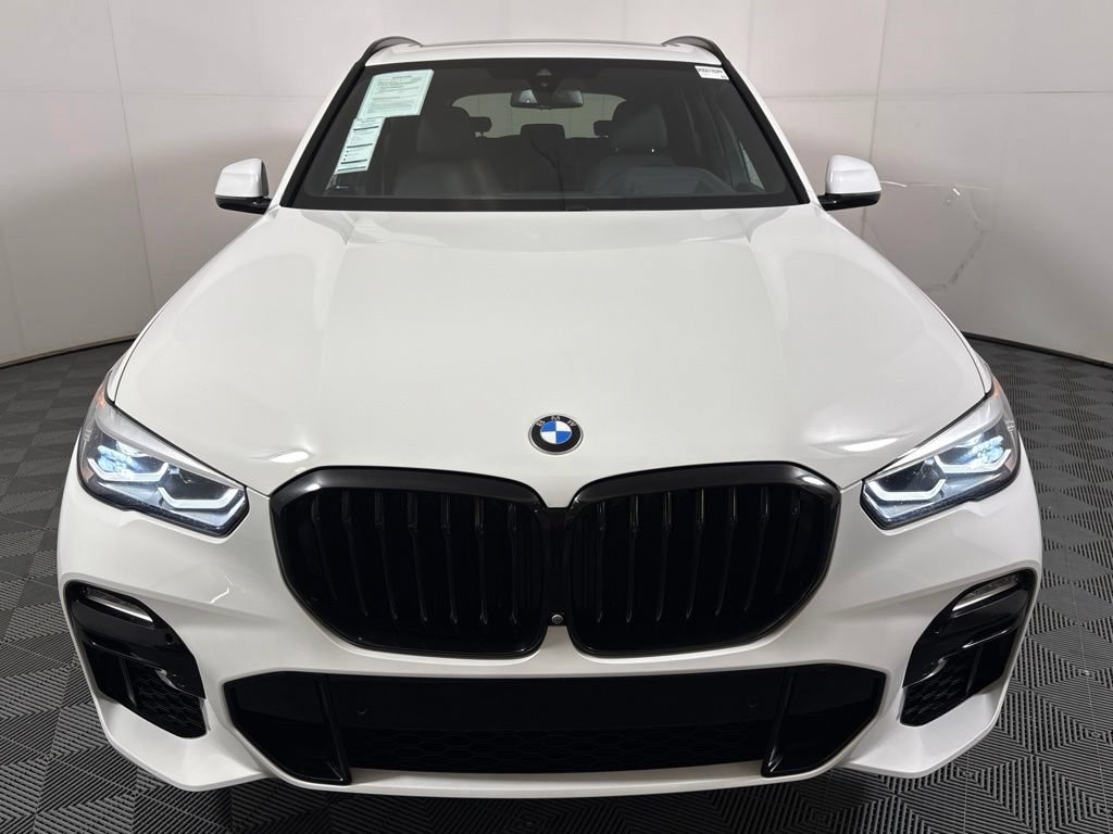 Used 2021 BMW X5 M50i w/ Premium Package AWD/4WD image 3