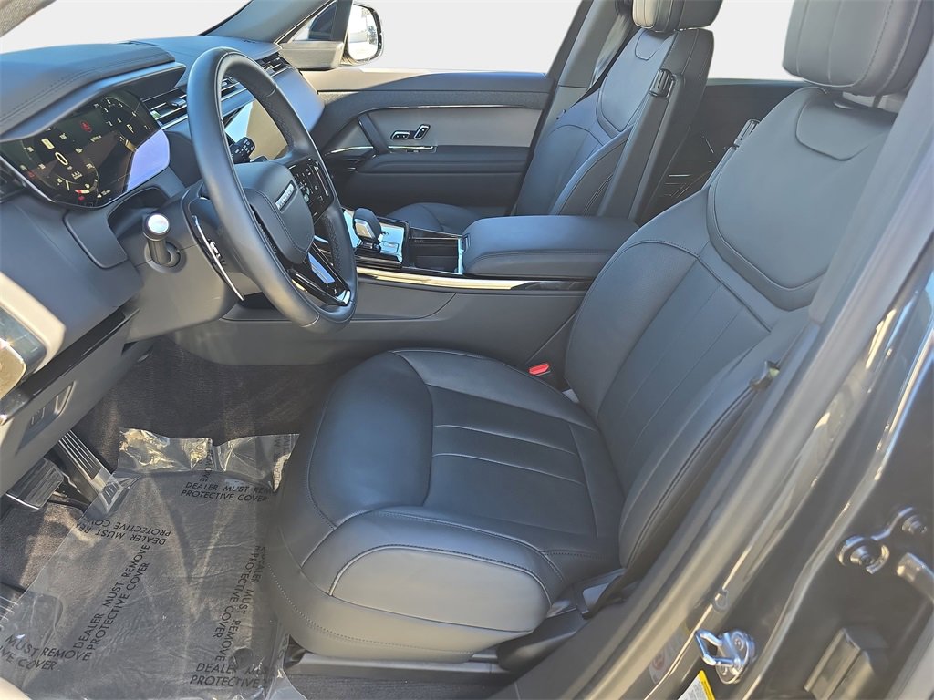 Certified 2025 Land Rover Range Rover Sport Dynamic SE image 16