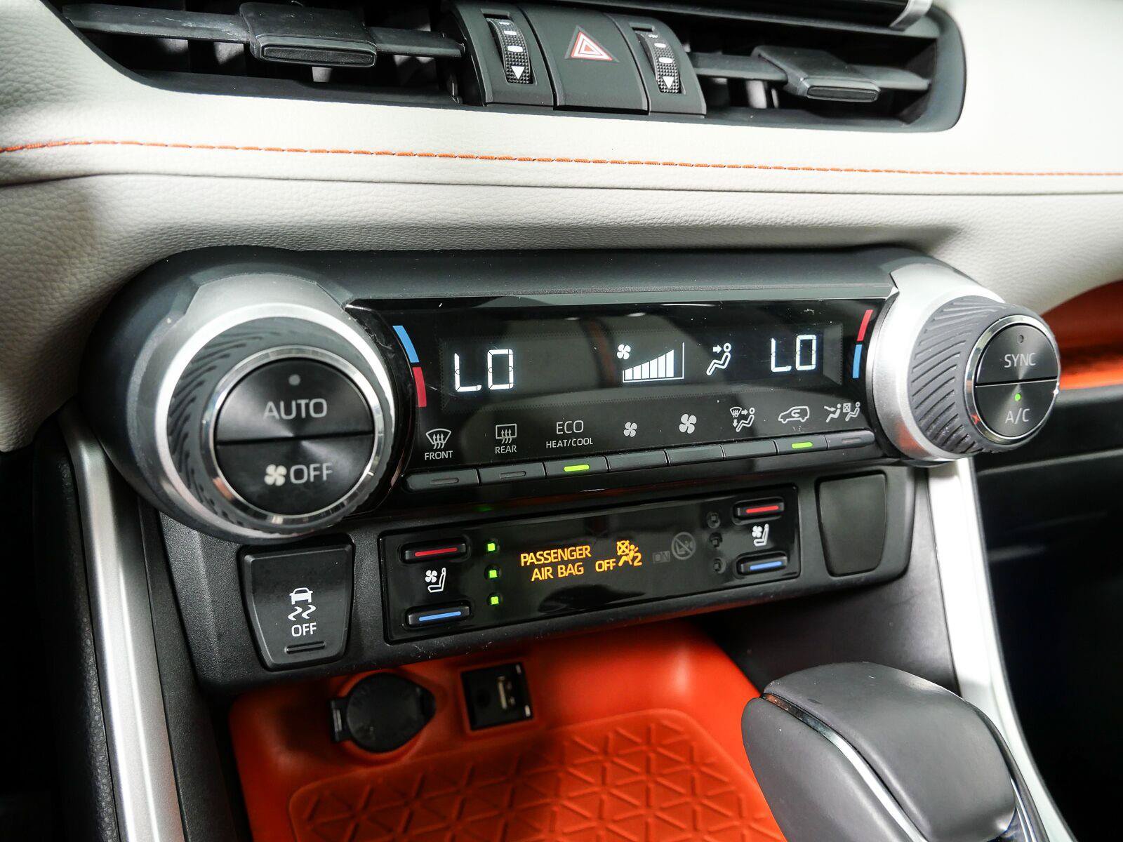 Used 2019 Toyota RAV4 Adventure w/ Cold Weather Package AWD/4WD image 15