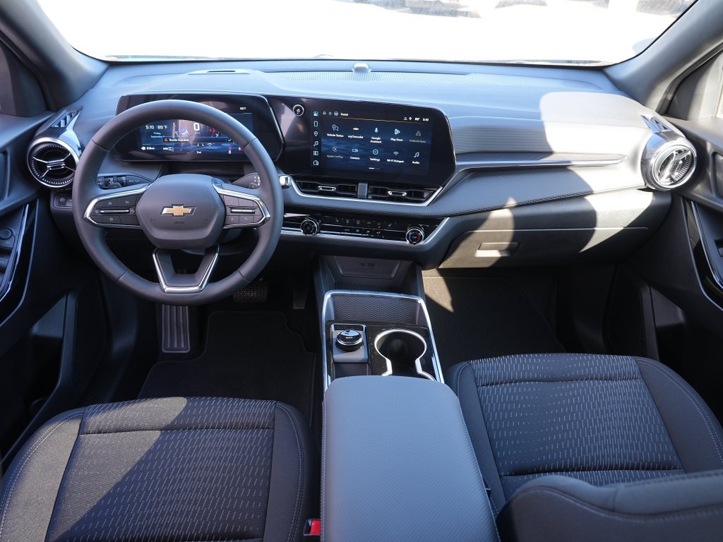 New 2027 Chevrolet Equinox LT AWD/4WD image 17