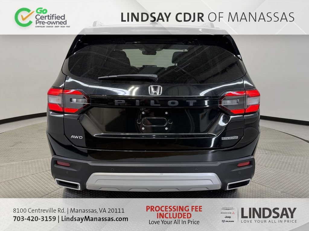 Used 2023 Honda Pilot Touring image 7