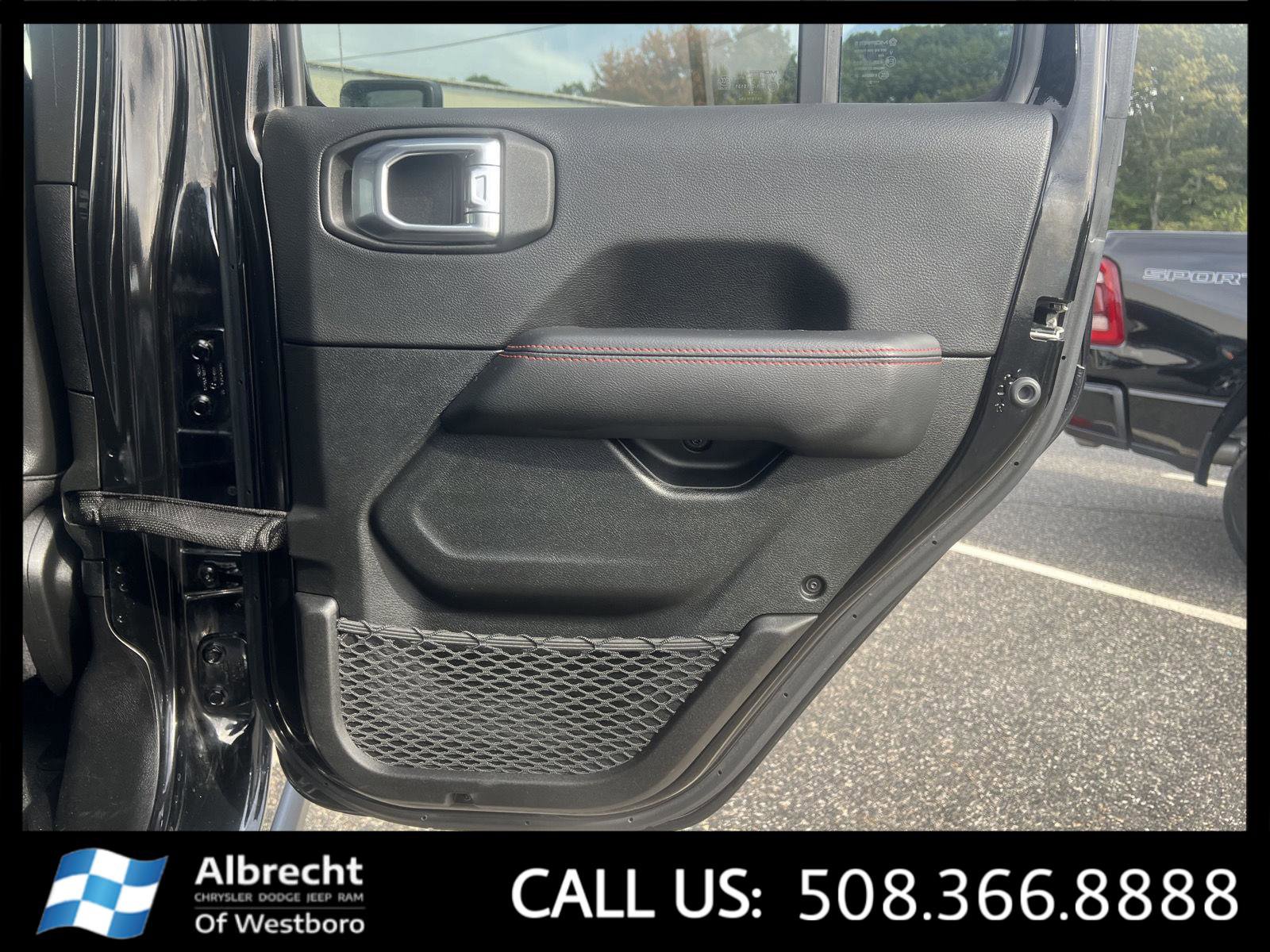 Used 2022 Jeep Wrangler Unlimited Rubicon w/ Cold Weather Group image 20