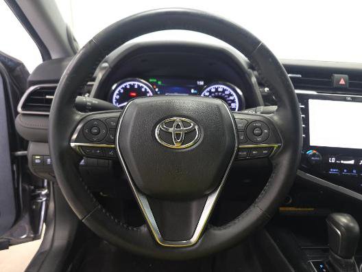 Used 2019 Toyota Camry XLE image 9
