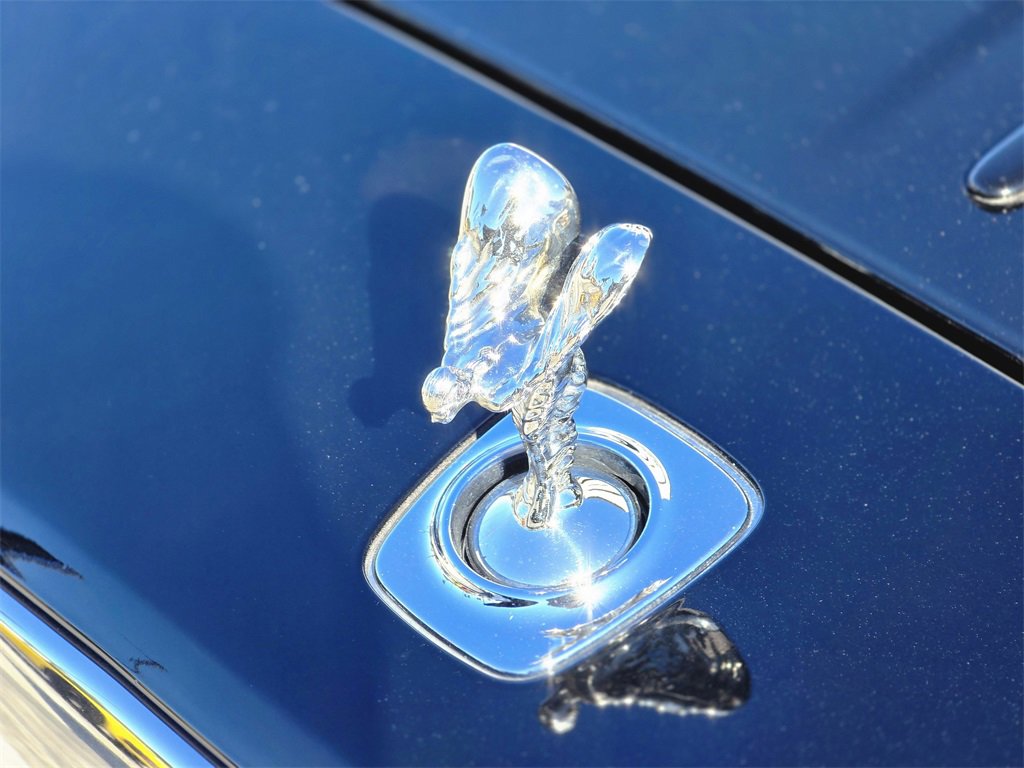 Used 2020 Rolls-Royce Dawn image 18