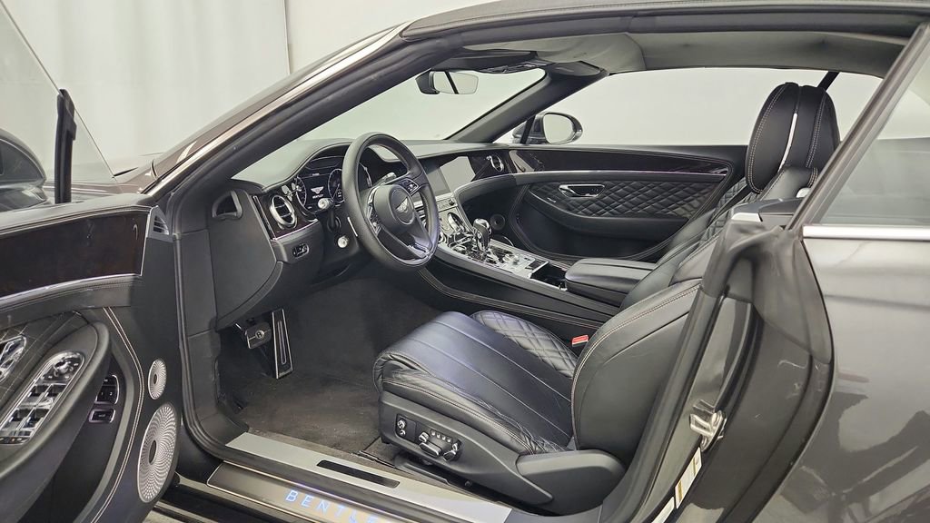 Used 2020 Bentley Continental GT image 15