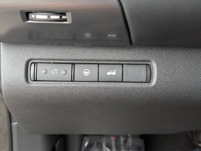 Certified 2024 Nissan Pathfinder SL AWD/4WD image 23