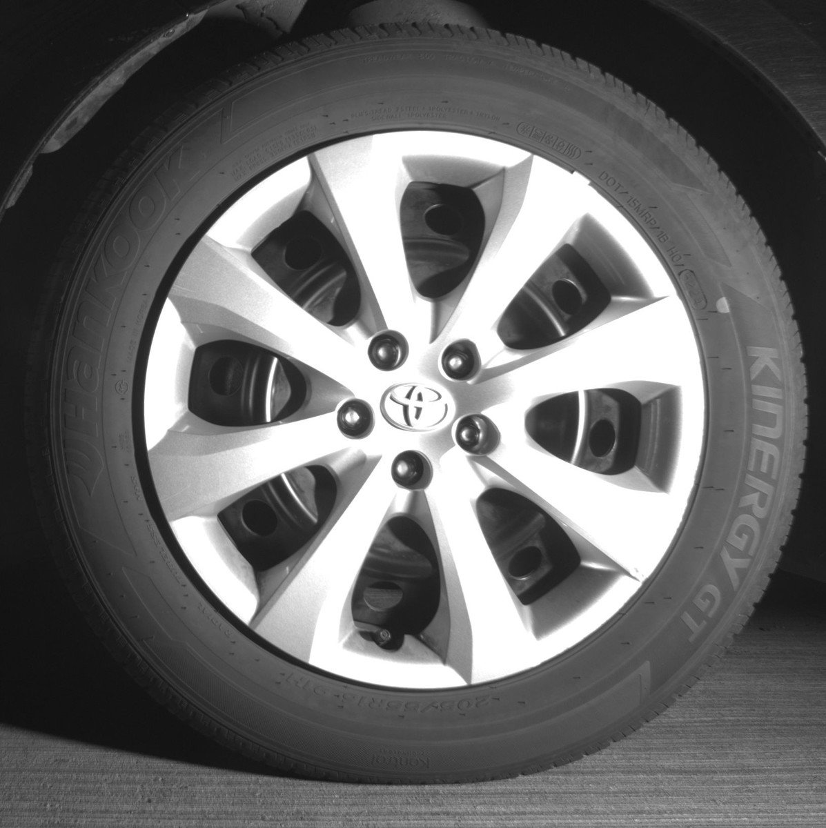 Used 2025 Toyota Corolla LE FWD image 12