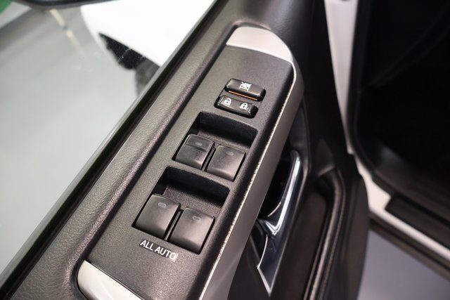 Used 2017 Toyota 4Runner SR5 image 10