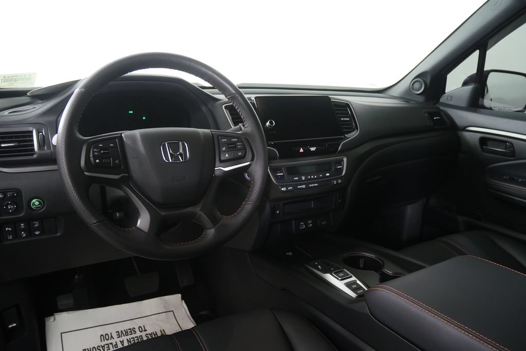 Used 2025 Honda Ridgeline TrailSport image 19
