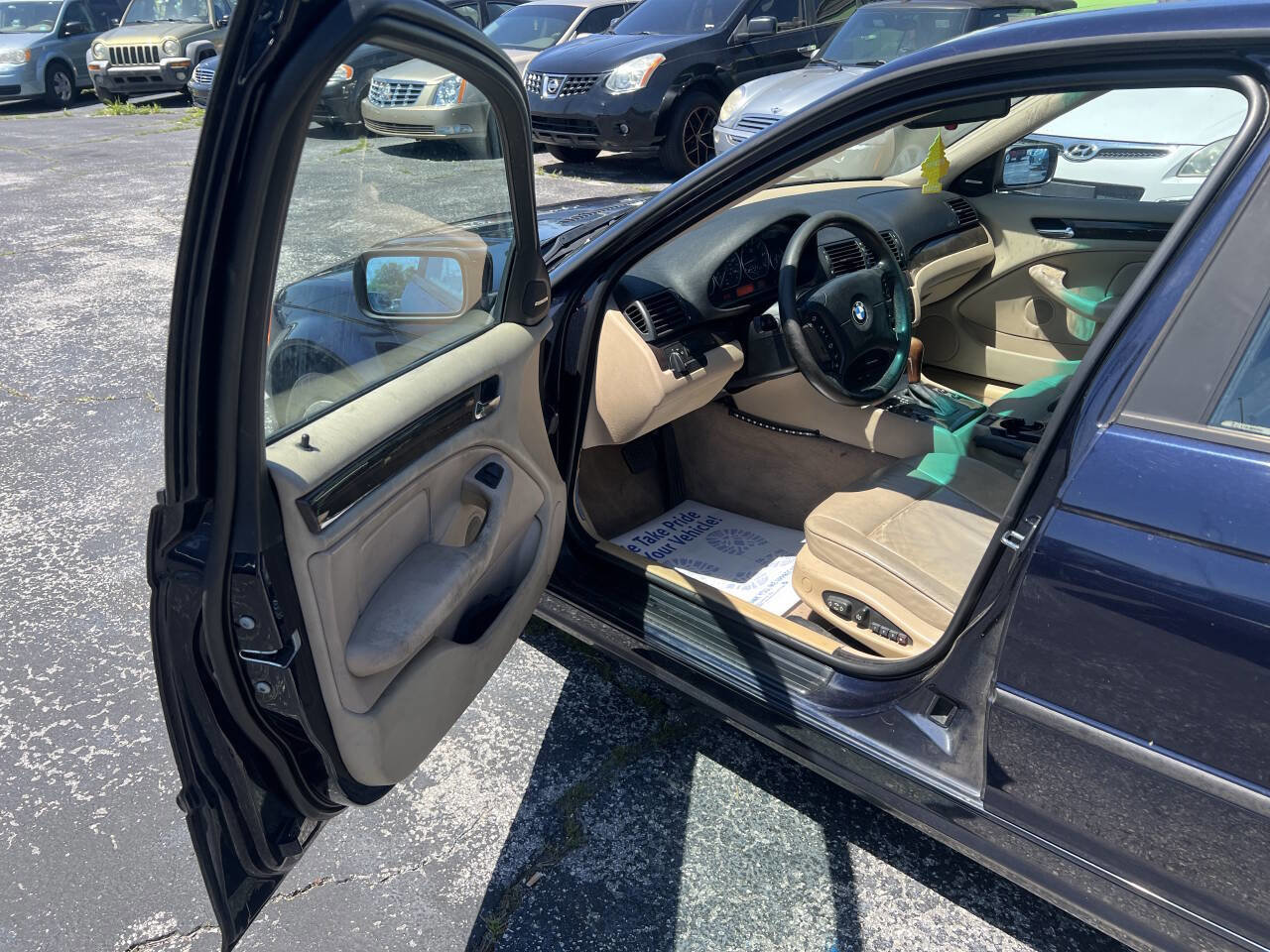Used 2000 BMW 323i Sedan RWD image 9