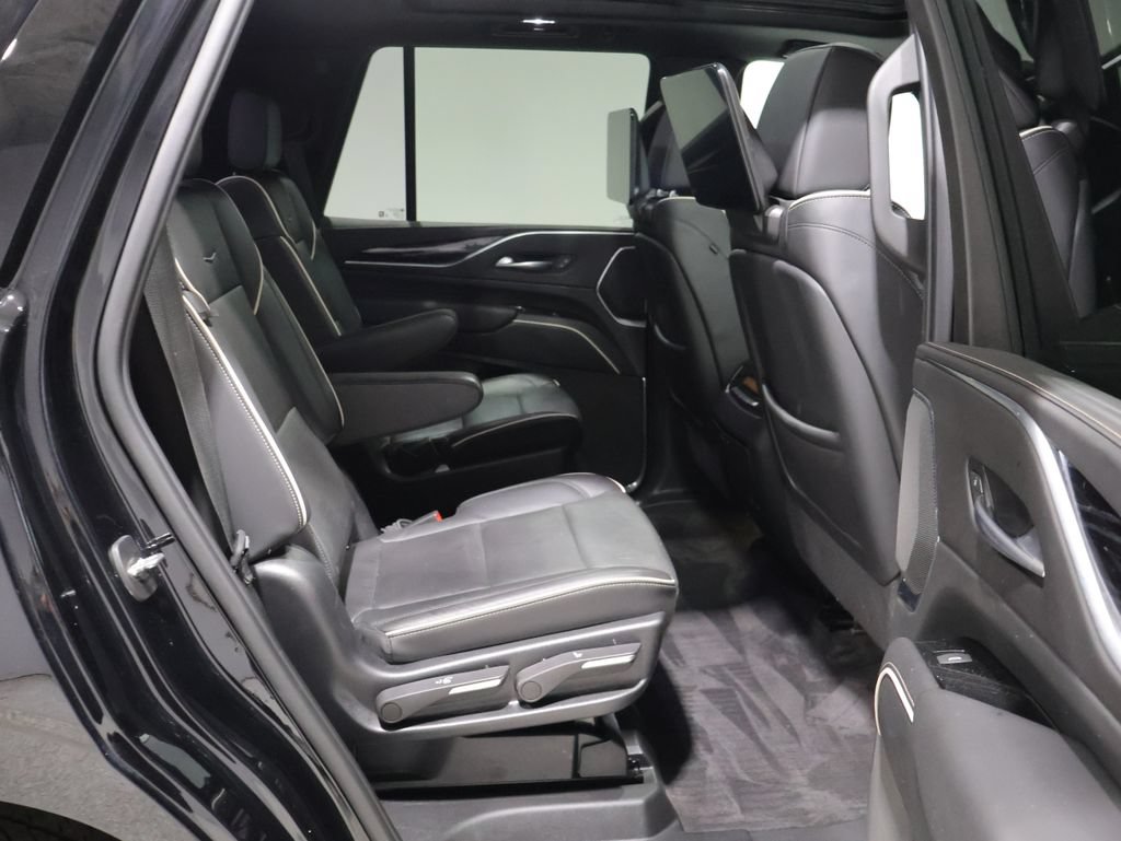 Used 2023 Cadillac Escalade Sport w/ Touring Package AWD/4WD image 25