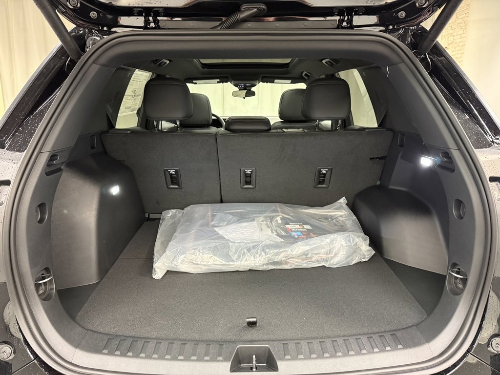 New 2026 GMC Terrain AT4 image 5