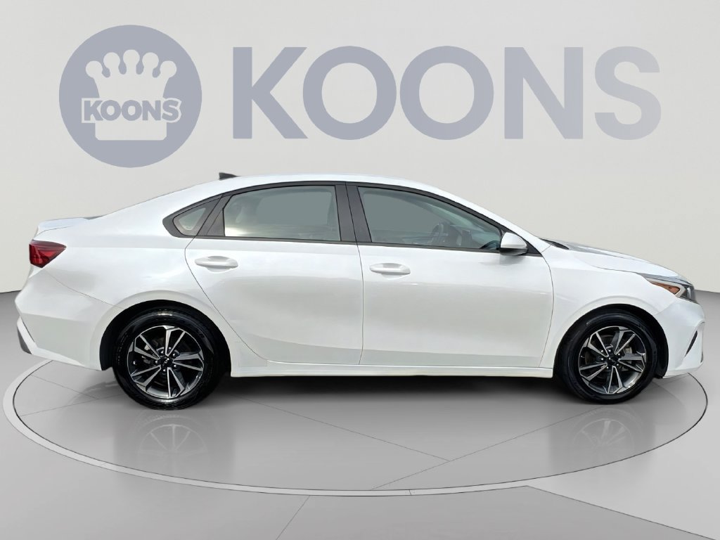 Used 2024 Kia Forte LXS FWD image 12