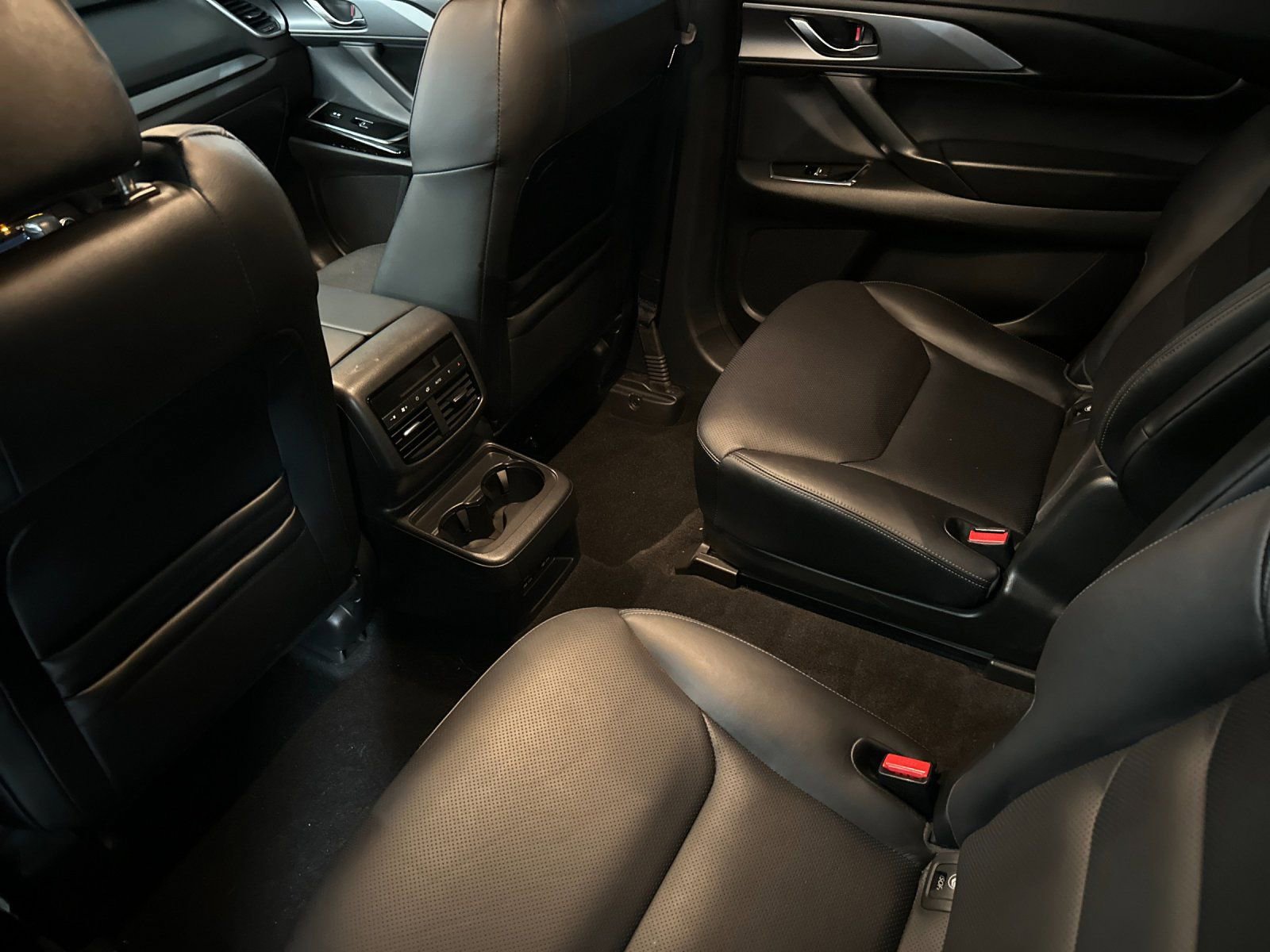 Used 2023 MAZDA CX-9 Touring image 14
