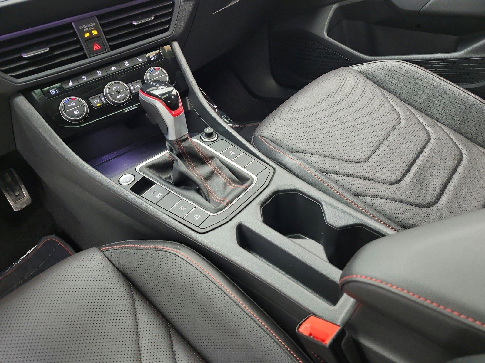 Used 2023 Volkswagen Jetta GLI Autobahn image 14