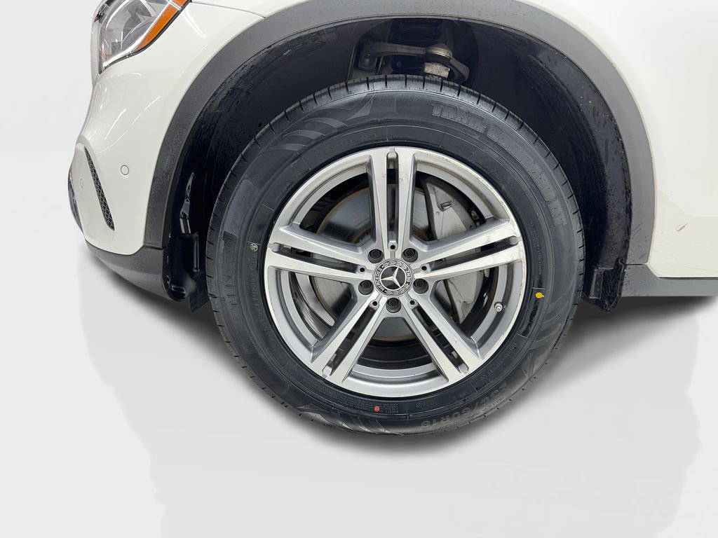 Used 2021 Mercedes-Benz GLC 300 4MATIC w/ Premium Package image 31