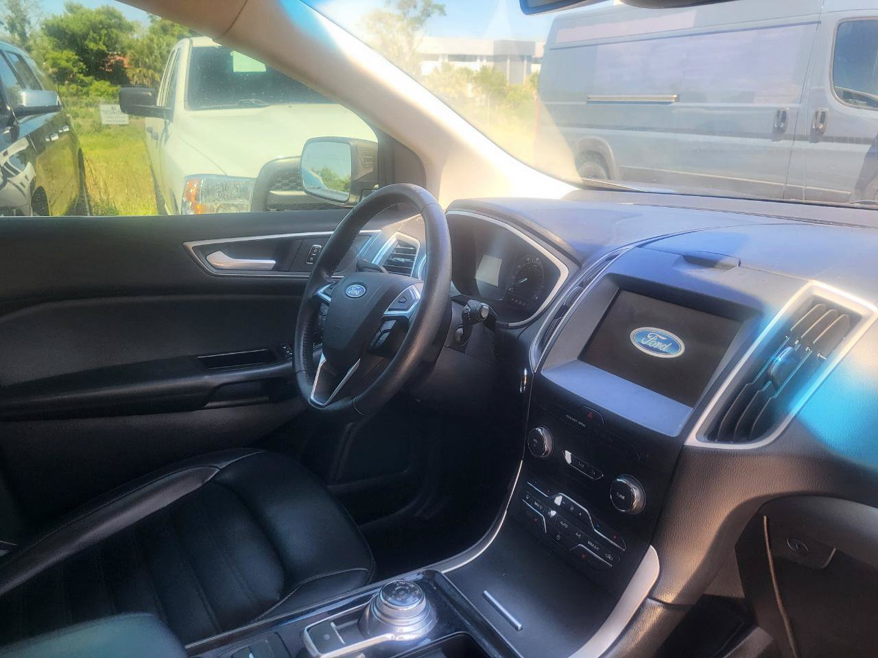 Used 2019 Ford Edge SEL w/ Equipment Group 201A FWD image 10