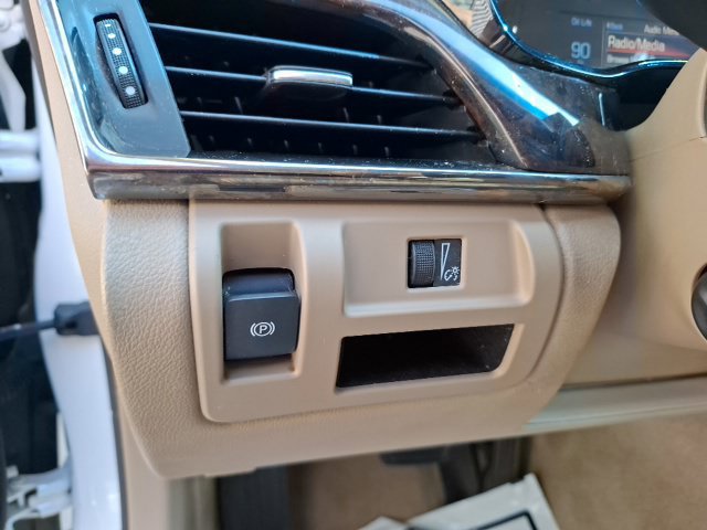 Used 2015 Cadillac CTS Luxury RWD image 18