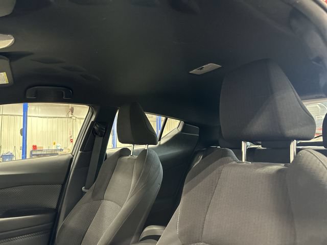 Used 2018 Toyota C-HR XLE FWD image 20