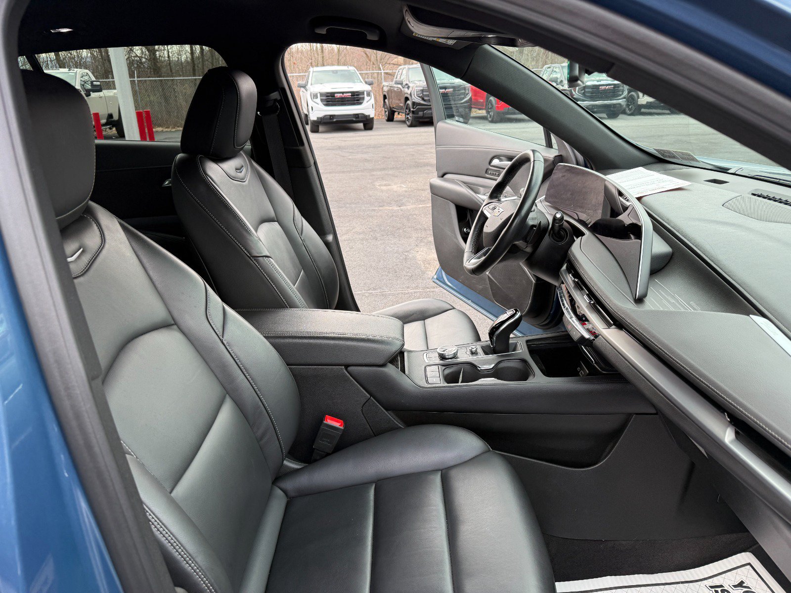 Certified 2024 Cadillac XT4 Premium Luxury AWD/4WD image 21