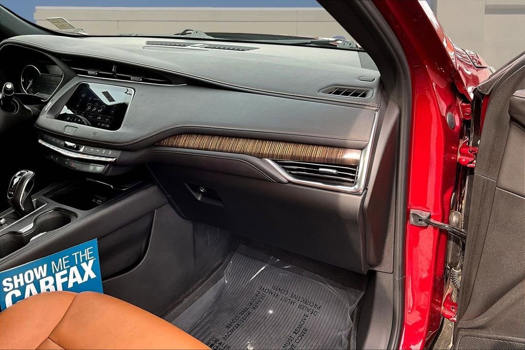 Used 2019 Cadillac XT4 Premium Luxury image 28