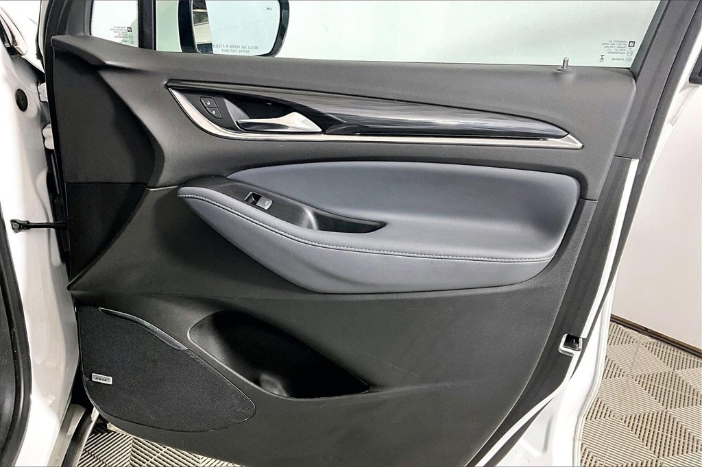 Used 2024 Buick Enclave Premium image 19