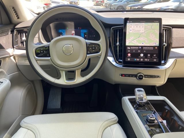 New 2026 Volvo XC90 T8 Ultra w/ Protection Package Premier AWD/4WD image 14