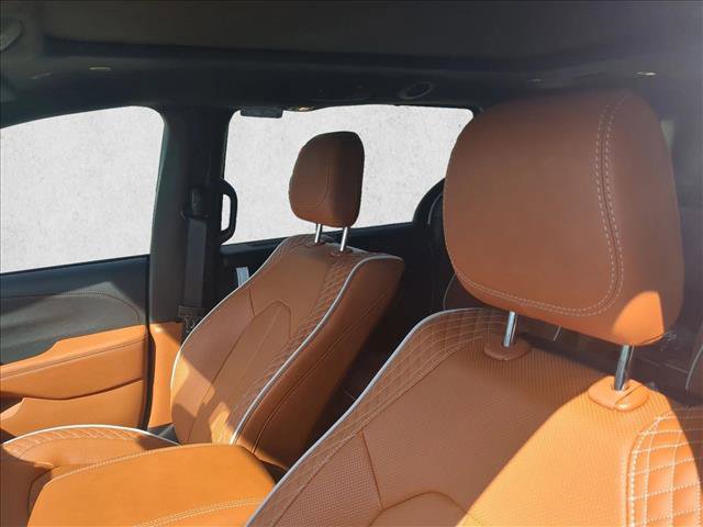 New 2026 Chrysler Pacifica Pinnacle FWD image 4