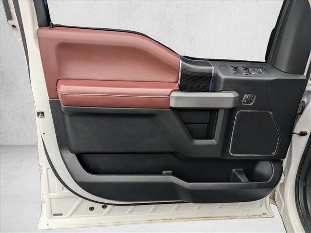 Used 2018 Ford F150 Platinum w/ Equipment Group 701A Luxury AWD/4WD image 22