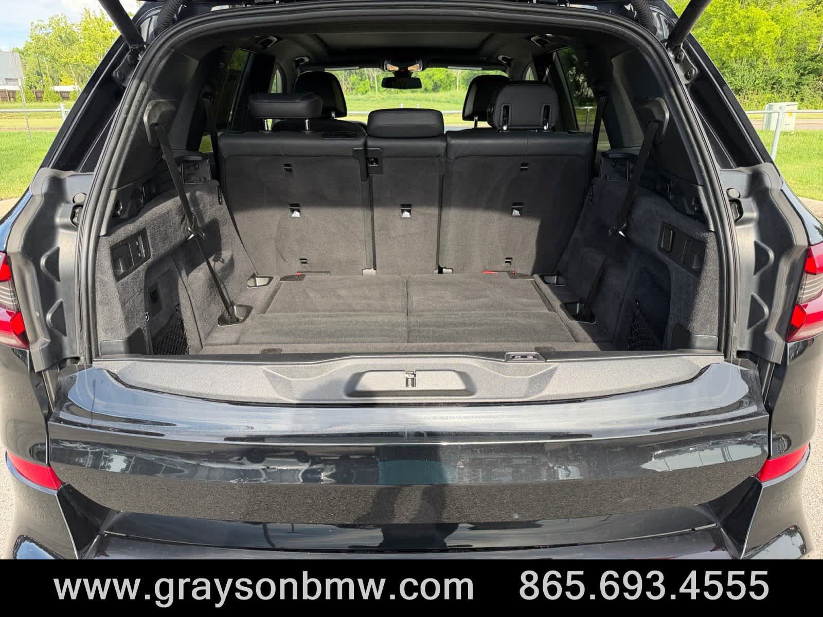 Used 2021 BMW X5 xDrive40i w/ M Sport Package AWD/4WD image 17