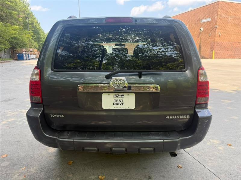 Used 2008 Toyota 4Runner SR5 RWD image 4
