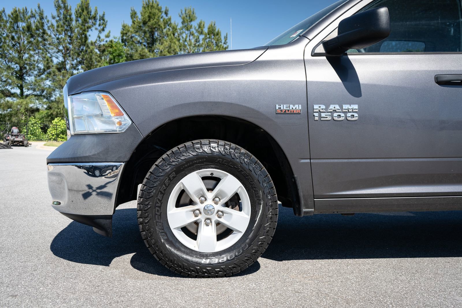 Used 2015 RAM 1500 Tradesman w/ Popular Equipment Group AWD/4WD image 4