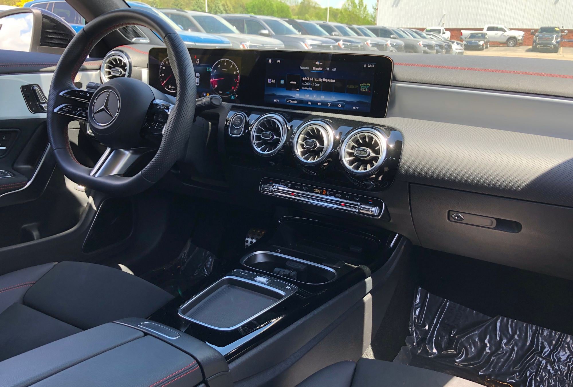 New 2025 Mercedes-Benz CLA 250 4MATIC image 17