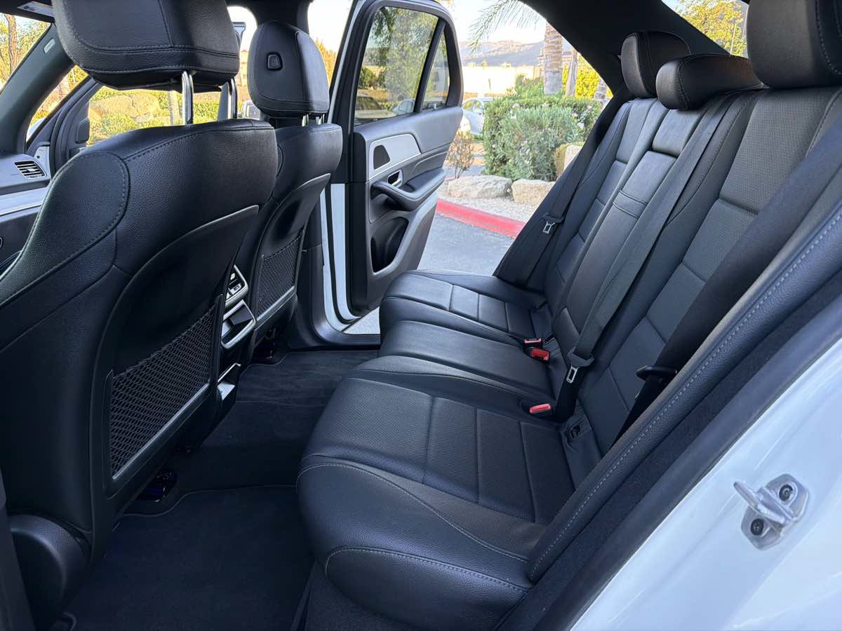 Used 2024 Mercedes-Benz GLE 450e 4MATIC image 31