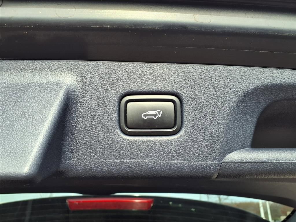 Used 2022 Hyundai Palisade SEL w/ Premium Package image 29