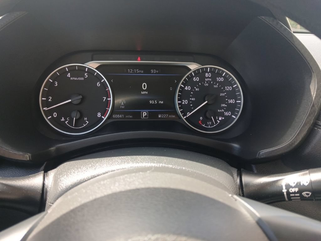 Used 2023 Nissan Sentra SV FWD image 21