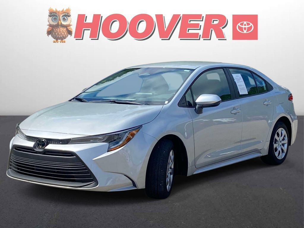 Used 2023 Toyota Corolla LE FWD image 8