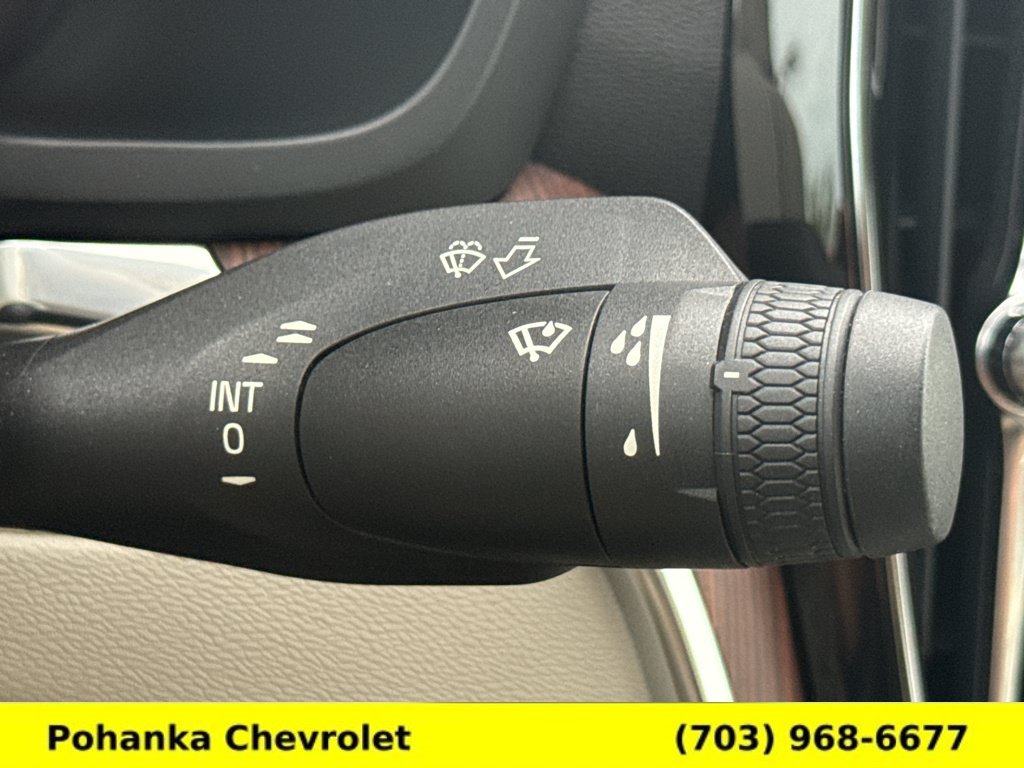 Used 2022 Volvo S60 B5 Momentum w/ Premium Package FWD image 10