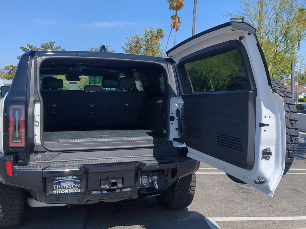 Used 2025 GMC Hummer EV 3X w/ Extreme Off-Road Package AWD/4WD image 31