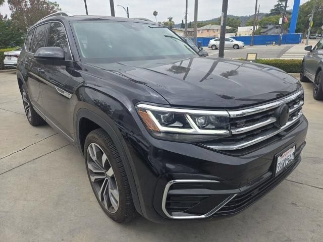 Certified 2023 Volkswagen Atlas SEL Premium AWD/4WD image 2