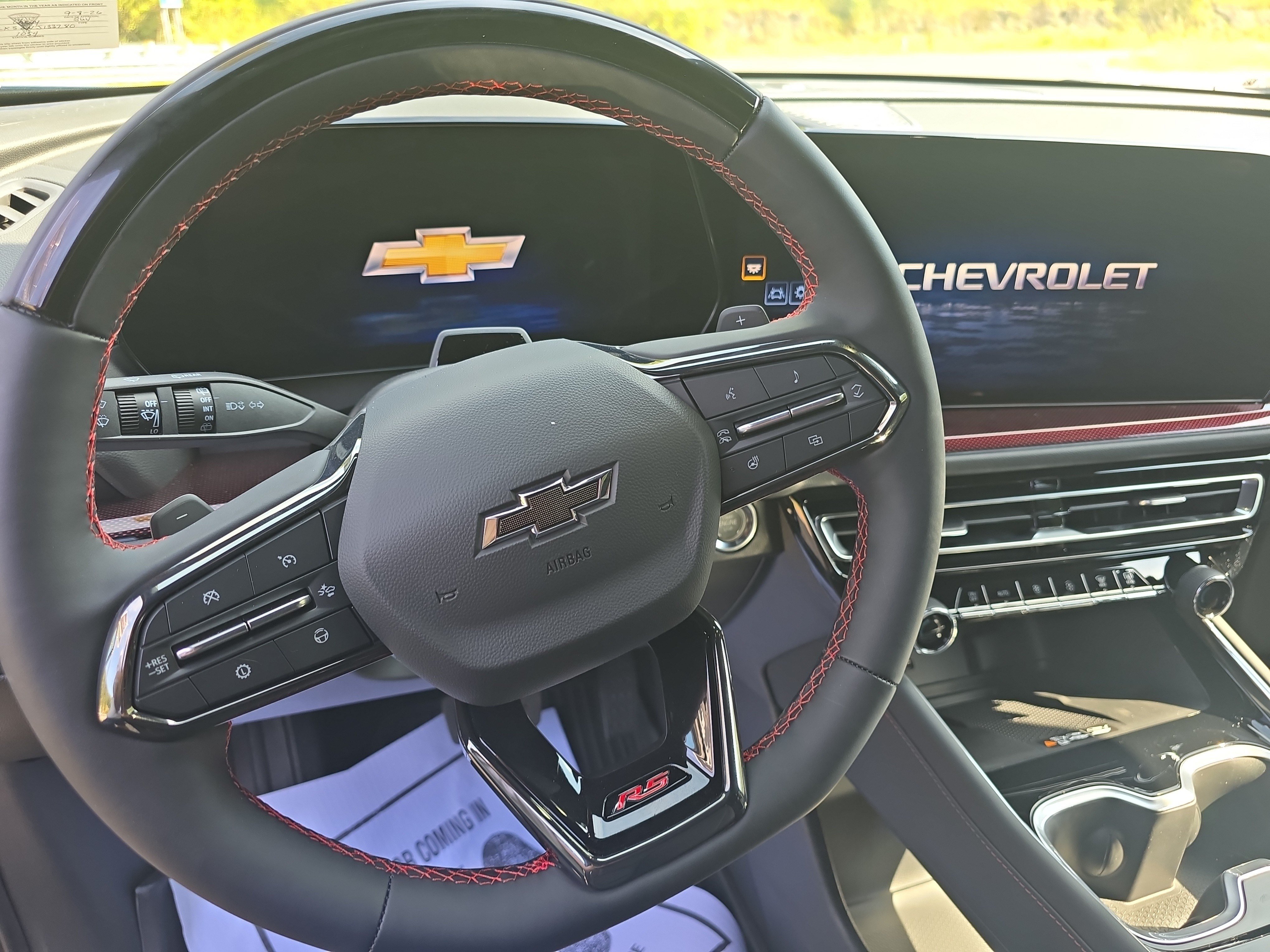 New 2027 Chevrolet Traverse RS w/ LPO, Floor Liner Package AWD/4WD image 15